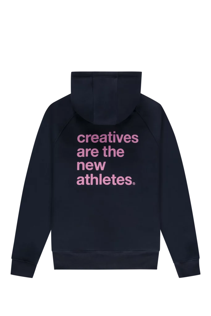 Sweat à capuche Catna Navy Blue / Pink avec slogan "Creatives Are The New Athletes" imprimé au dos